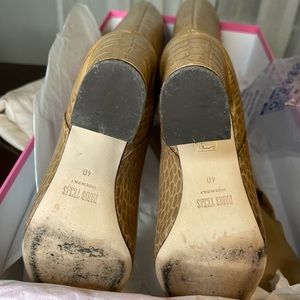 PARIS TEXAS
Croc-Embossed Knee-High Boots